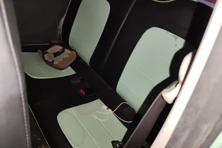 Used Wuling Hongguang MINIEV 2021 Macaron Fashion Model Lithium Iron Phosphate Left Rear Seat