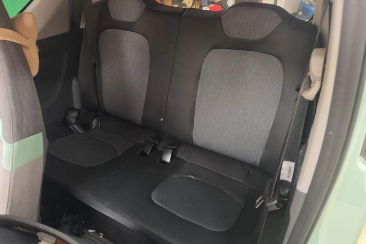 Used Wuling Hongguang MINIEV 2021 Macaron Premium Model – Lithium Iron Phosphate Left Rear Seat