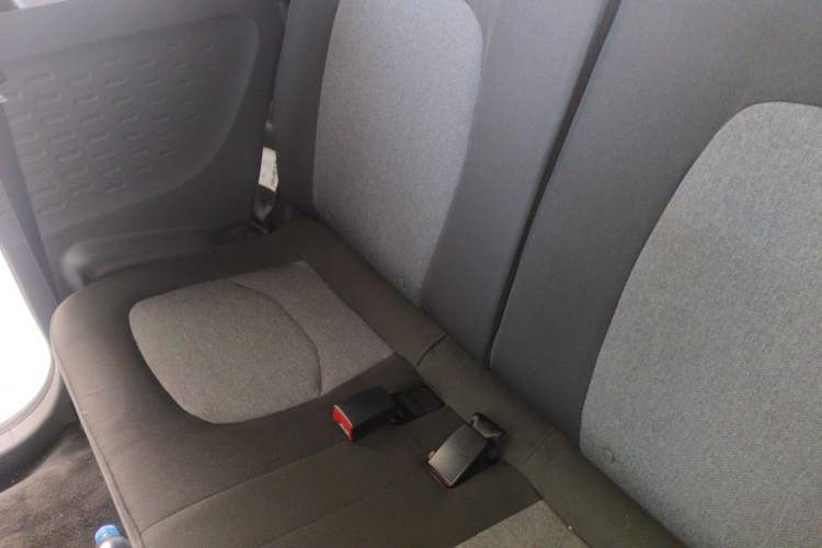 Used Wuling Hongguang MINIEV 2021 Macaron Fashion Model Lithium Iron Phosphate Left Rear Seat
