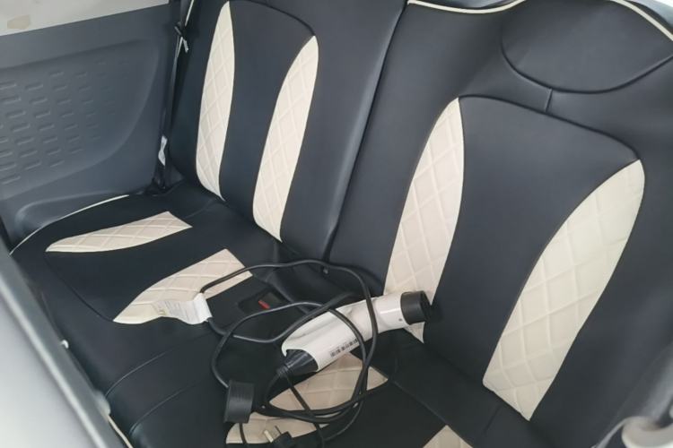 Used Wuling Hongguang MINIEV 2021 Macaron Fashion Model Lithium Iron Phosphate Left Rear Seat