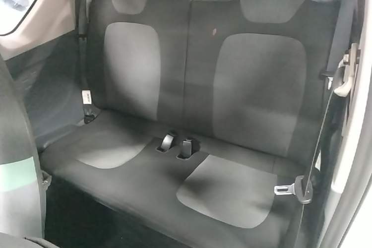 Used Wuling Hongguang MINIEV 2021 Macaron Premium Model – Lithium Iron Phosphate Left Rear Seat