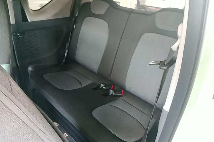 Used Wuling Hongguang MINIEV 2021 Macaron Premium Model – Lithium Iron Phosphate Left Rear Seat