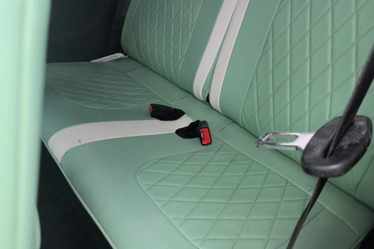 Used Wuling Hongguang MINIEV 2021 Macaron Fashion Model Lithium Iron Phosphate Left Rear Seat
