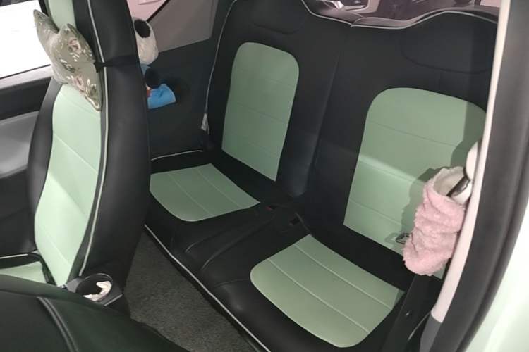 Used Wuling Hongguang MINIEV 2021 Macaron Premium Model – Lithium-NMC Left Rear Seat