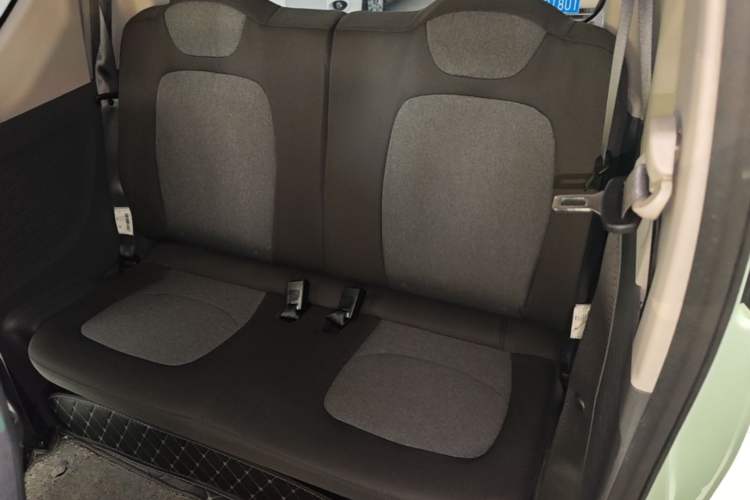 Used Wuling Hongguang MINIEV 2021 Macaron Premium Model – Lithium Iron Phosphate Left Rear Seat