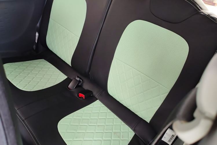 Used Wuling Hongguang MINIEV 2021 Macaron Fashion Model Lithium Iron Phosphate Left Rear Seat