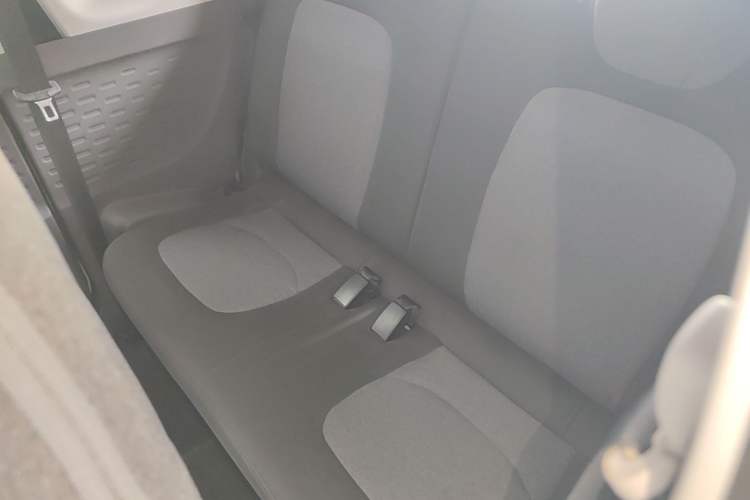 Used Wuling Hongguang MINIEV 2021 Macaron Premium Model – Lithium Iron Phosphate Left Rear Seat