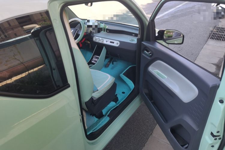 Used Wuling Hongguang MINIEV 2021 Macaron Fashion Model Lithium Iron Phosphate Left Rear Seat