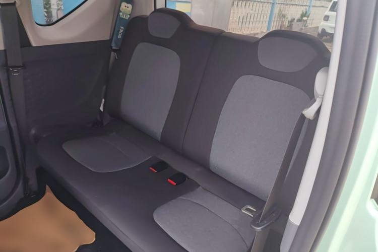 Used Wuling Hongguang MINIEV 2021 Macaron Fashion Model Lithium Iron Phosphate Left Rear Seat