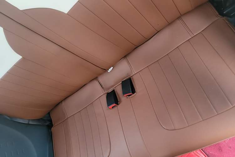 Used Wuling Hongguang MINIEV 2021 Macaron Premium Model – Lithium Iron Phosphate Left Rear Seat