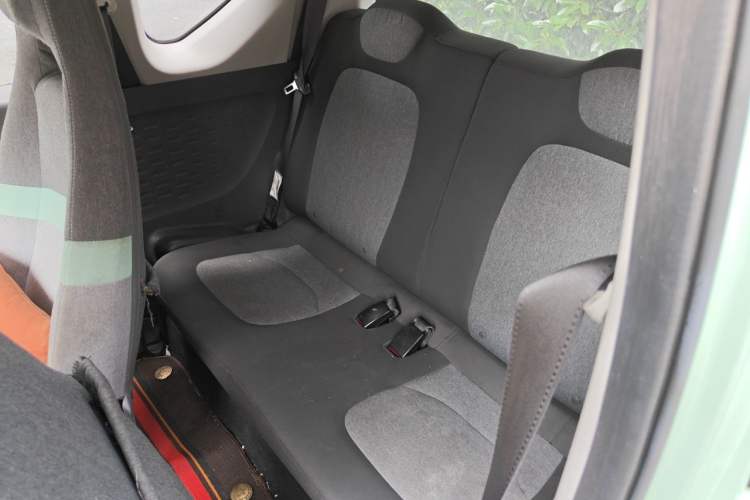 Used Wuling Hongguang MINIEV 2021 Macaron Fashion Edition Lithium-Ion Battery Left Rear Seat