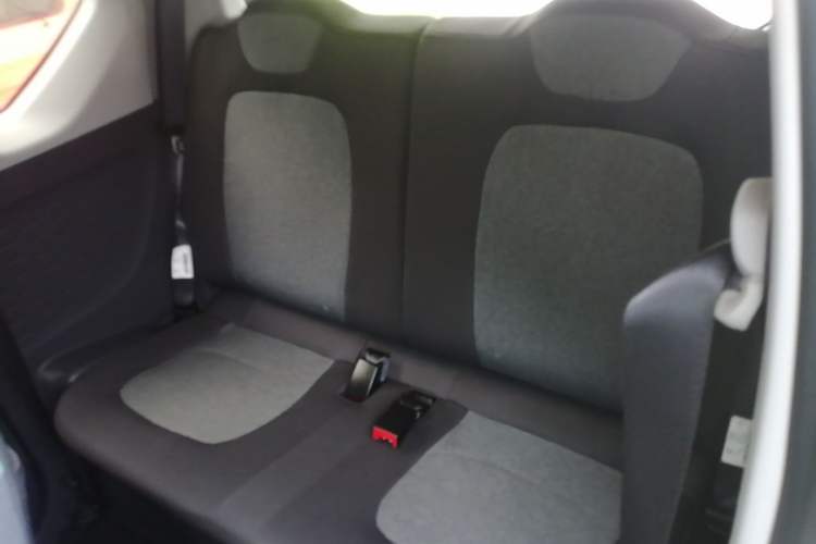 Used Wuling Hongguang MINIEV 2021 Macaron Fashion Model Lithium Iron Phosphate Left Rear Seat