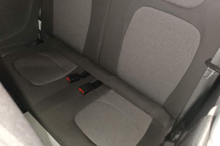 Used Wuling Hongguang MINIEV 2021 Macaron Premium Model – Lithium-NMC Left Rear Seat