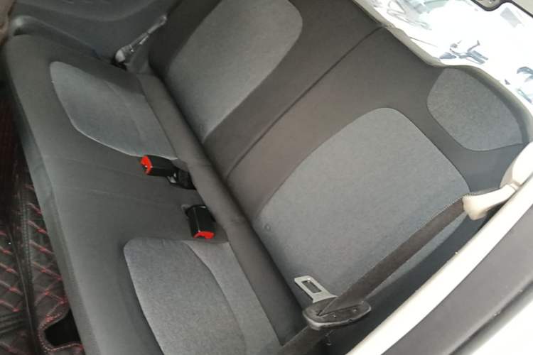 Used Wuling Hongguang MINIEV 2021 Macaron Fashion Edition Lithium-Ion Battery Left Rear Seat
