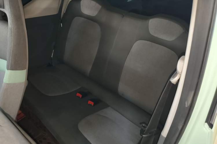 Used Wuling Hongguang MINIEV 2021 Macaron Fashion Model Lithium Iron Phosphate Left Rear Seat