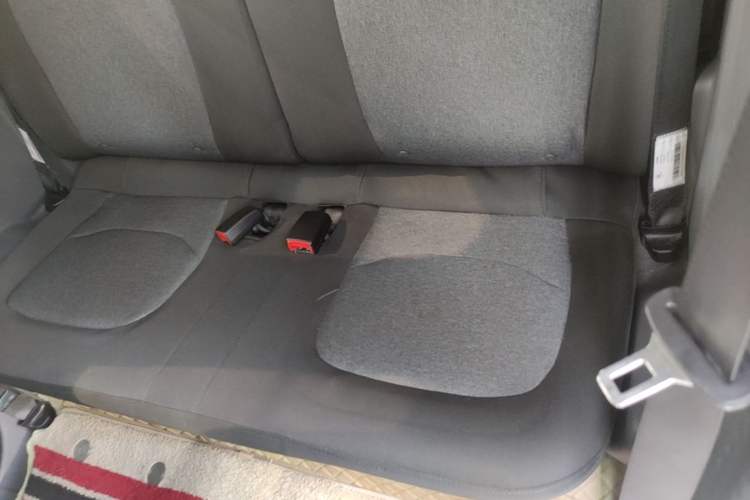 Used Wuling Hongguang MINIEV 2021 Macaron Premium Model – Lithium Iron Phosphate Left Rear Seat