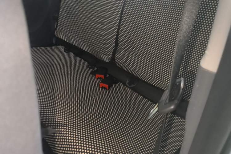 Used Wuling Hongguang MINIEV 2021 Macaron Premium Model – Lithium-NMC Left Rear Seat