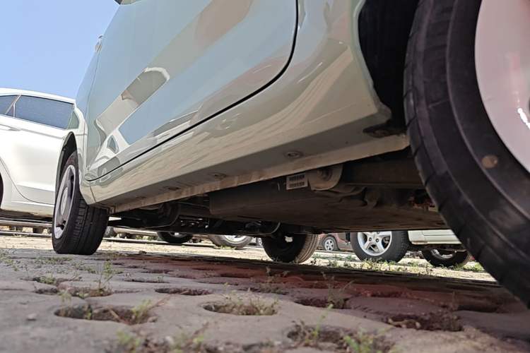 Used Wuling Hongguang MINIEV 2021 Macaron Fashion Model Lithium Iron Phosphate Left Side Sill
