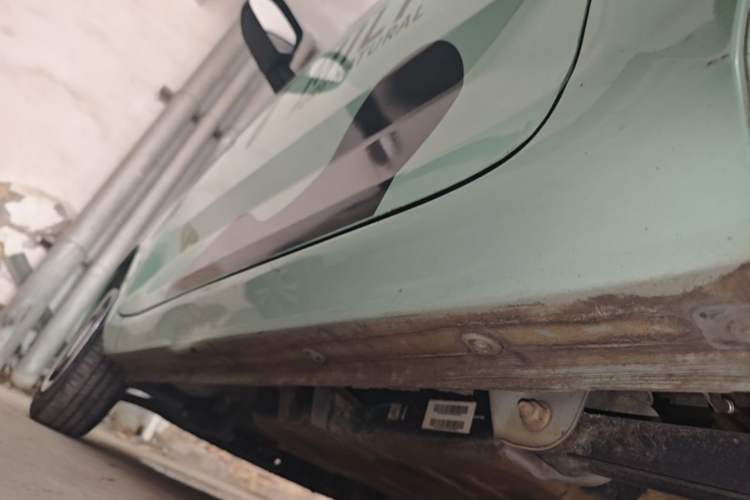 Used Wuling Hongguang MINIEV 2021 Macaron Premium Model – Lithium Iron Phosphate Left Side Sill