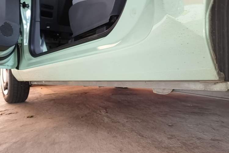 Used Wuling Hongguang MINIEV 2021 Macaron Premium Model – Lithium Iron Phosphate Left Side Sill