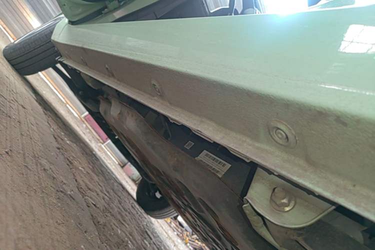Used Wuling Hongguang MINIEV 2021 Macaron Premium Model – Lithium Iron Phosphate Left Side Sill