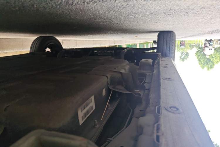 Used Wuling Hongguang MINIEV 2021 Macaron Premium Model – Lithium-NMC Left Side Sill