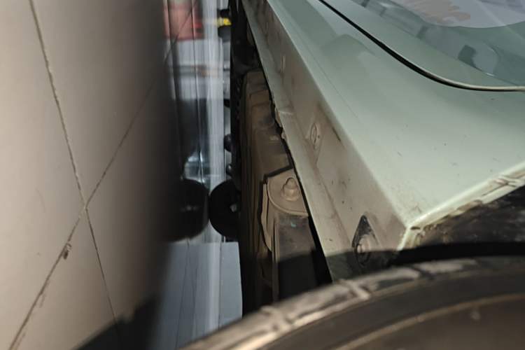 Used Wuling Hongguang MINIEV 2021 Macaron Premium Model – Lithium Iron Phosphate Left Side Sill