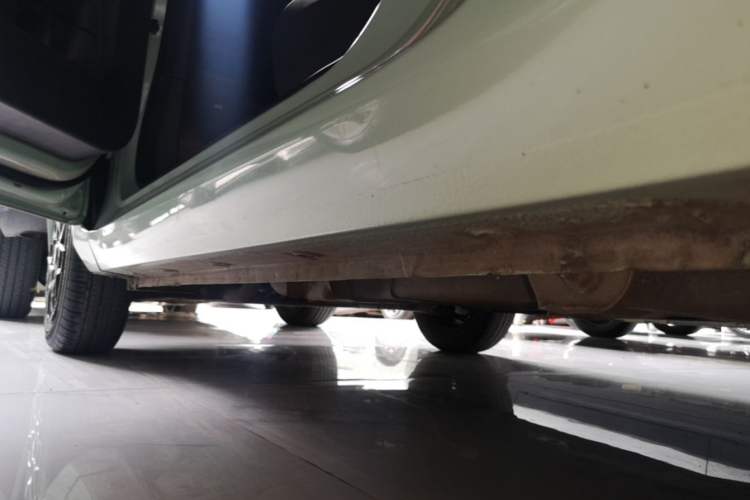 Used Wuling Hongguang MINIEV 2021 Macaron Premium Model – Lithium Iron Phosphate Left Side Sill