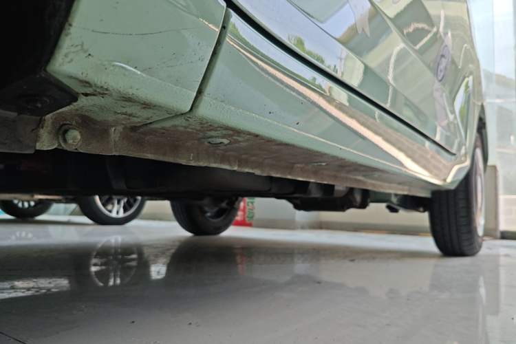 Used Wuling Hongguang MINIEV 2021 Macaron Premium Model – Lithium Iron Phosphate Left Side Sill