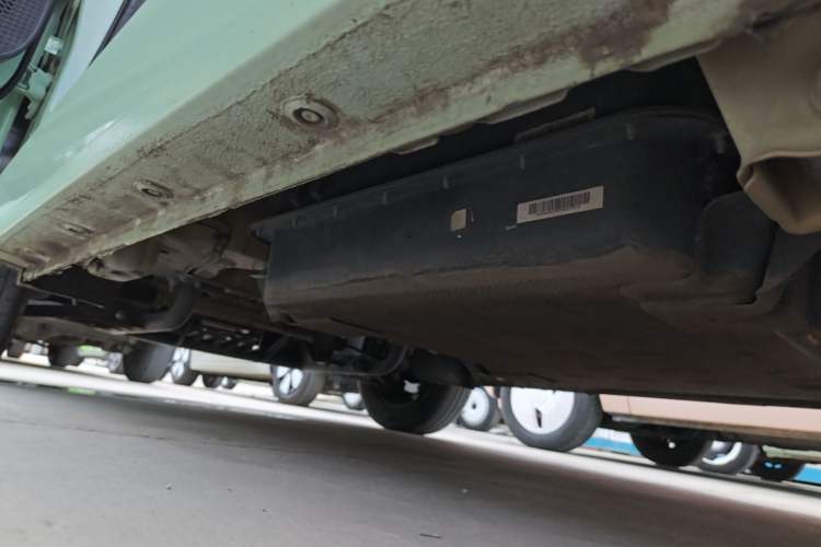 Used Wuling Hongguang MINIEV 2021 Macaron Fashion Model Lithium Iron Phosphate Left Side Sill
