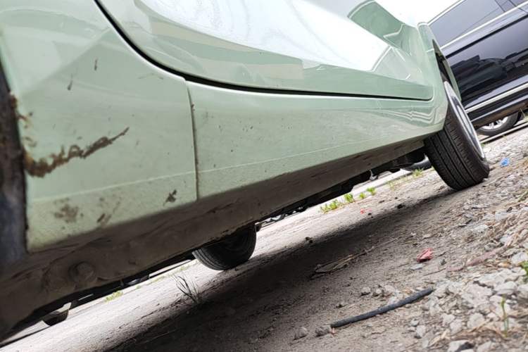 Used Wuling Hongguang MINIEV 2021 Macaron Premium Model – Lithium Iron Phosphate Left Side Sill