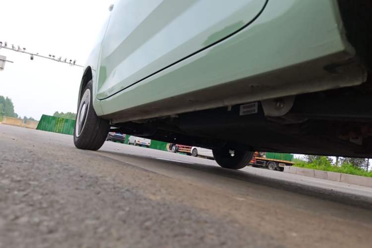 Used Wuling Hongguang MINIEV 2021 Macaron Fashion Model Lithium Iron Phosphate Left Side Sill