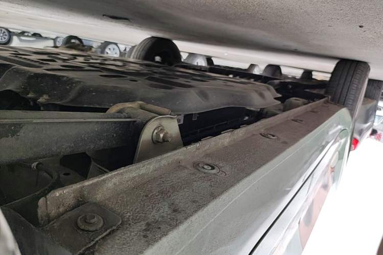 Used Wuling Hongguang MINIEV 2021 Macaron Sandwich Model 120 km Lithium Iron Phosphate Left Side Sill