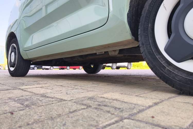 Used Wuling Hongguang MINIEV 2021 Macaron Premium Model – Lithium Iron Phosphate Left Side Sill