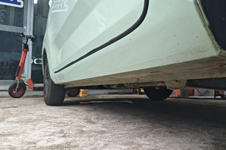 Used Wuling Hongguang MINIEV 2021 Macaron Premium Model – Lithium Iron Phosphate Left Side Sill