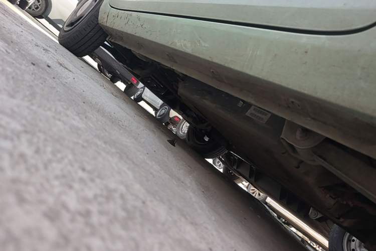 Used Wuling Hongguang MINIEV 2021 Macaron Fashion Model Lithium Iron Phosphate Left Side Sill