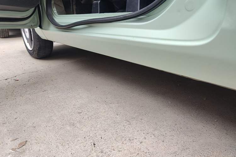 Used Wuling Hongguang MINIEV 2021 Macaron Fashion Model Lithium Iron Phosphate Left Side Sill