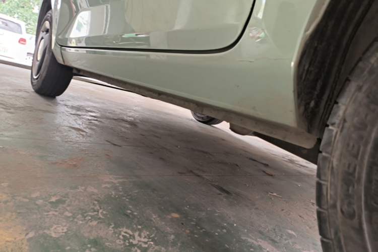 Used Wuling Hongguang MINIEV 2021 Macaron Fashion Model Lithium Iron Phosphate Left Side Sill