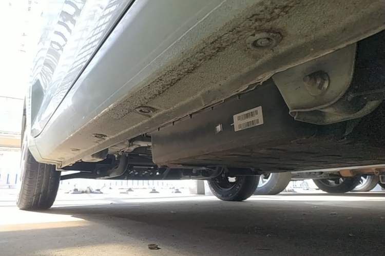 Used Wuling Hongguang MINIEV 2021 Macaron Fashion Model Lithium Iron Phosphate Left Side Sill