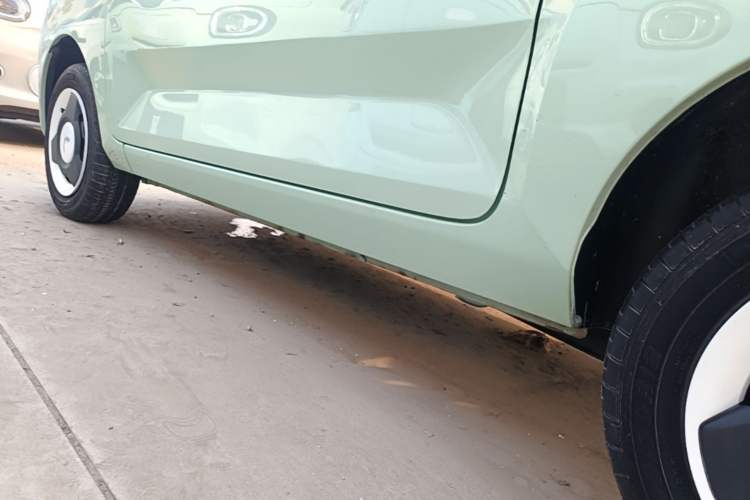 Used Wuling Hongguang MINIEV 2021 Macaron Fashion Model Lithium Iron Phosphate Left Side Sill