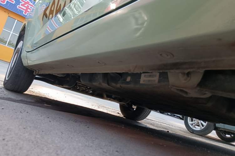Used Wuling Hongguang MINIEV 2021 Macaron Premium Model – Lithium-NMC Left Side Sill