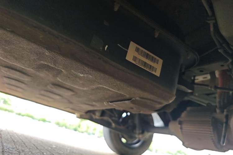 Used Wuling Hongguang MINIEV 2021 Macaron Premium Model – Lithium-NMC Left Side Sill