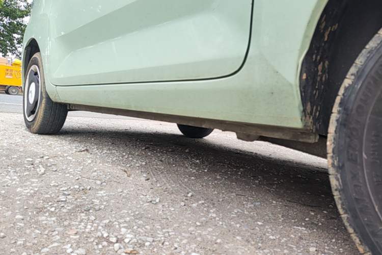 Used Wuling Hongguang MINIEV 2021 Macaron Fashion Model Lithium Iron Phosphate Left Side Sill