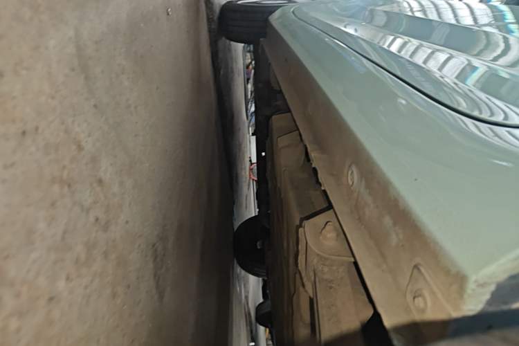 Used Wuling Hongguang MINIEV 2021 Macaron Premium Model – Lithium Iron Phosphate Left Side Sill