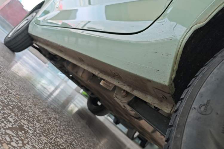 Used Wuling Hongguang MINIEV 2021 Macaron Premium Model – Lithium Iron Phosphate Left Side Sill