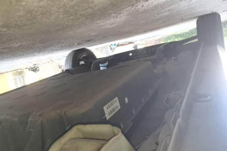 Used Wuling Hongguang MINIEV 2021 Macaron Fashion Edition Lithium-Ion Battery Left Side Sill