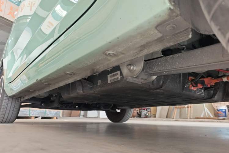 Used Wuling Hongguang MINIEV 2021 Macaron Premium Model – Lithium-NMC Left Side Sill