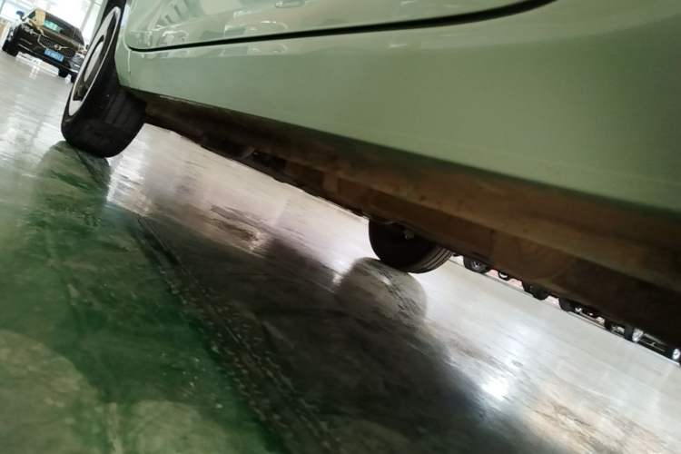 Used Wuling Hongguang MINIEV 2021 Macaron Premium Model – Lithium Iron Phosphate Left Side Sill