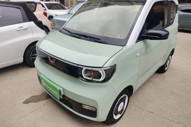 Ojetý Wuling Hongguang MINIEV 2021 Macaron Fashion Model Lithium Iron Phosphate