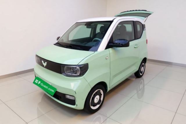 Ojetý Wuling Hongguang MINIEV 2021 Macaron Fashion Model Lithium Iron Phosphate
